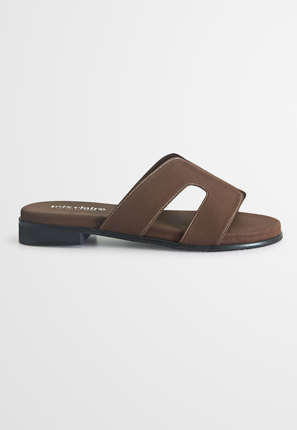 Hermia H Design Flat Sandals