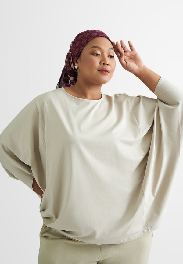 Odina V2.0 EVERYDAY Batwing Poncho Tee