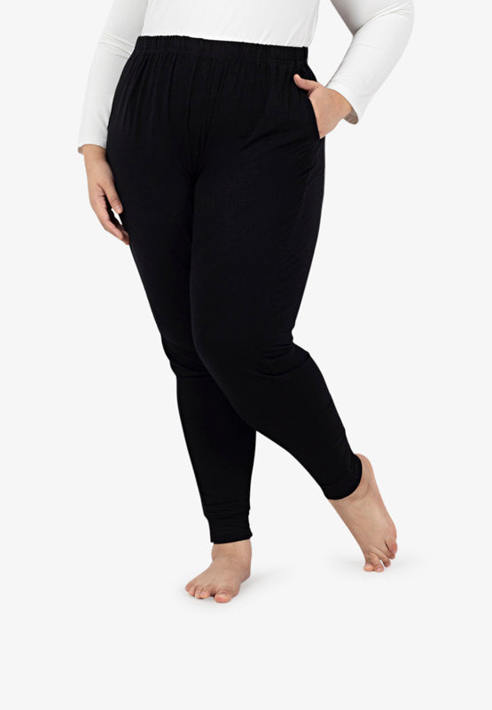 Amber OUTSTANDINGLY SOFT Relaxed Tapered Leggings - Black