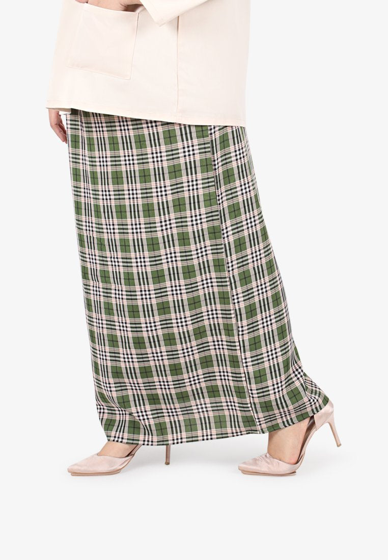 Cesaria Long Checkered Straight Cut Skirt - Ketupat Green