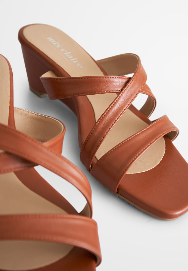 Connor Criss Cross Strappy Sandals - Brown