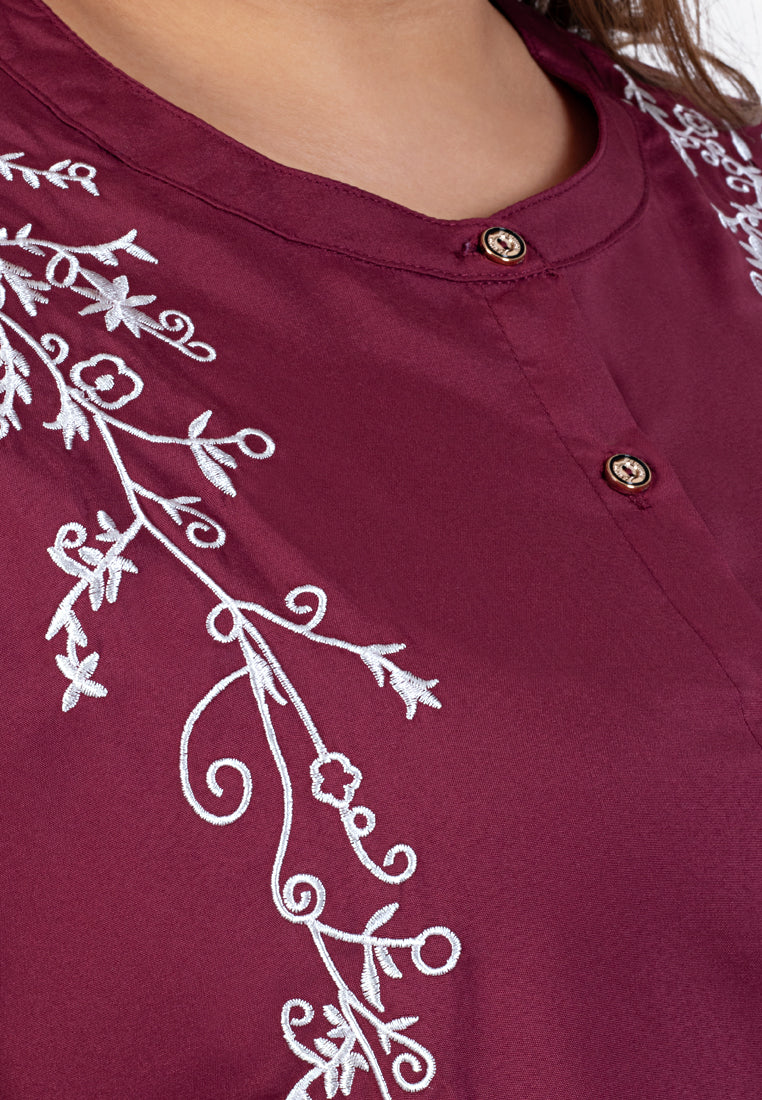 Eiza Embroidery Button Blouse - Maroon