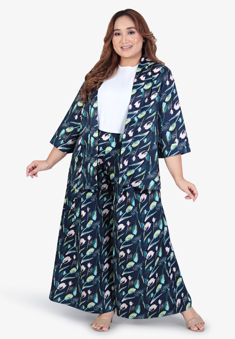 Oriel CNY Tulip Collection Kimono Outerwear - Blue