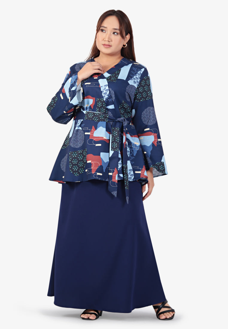 Qailah Raya Japanese Print Kimono Kurung Set - Dark Blue