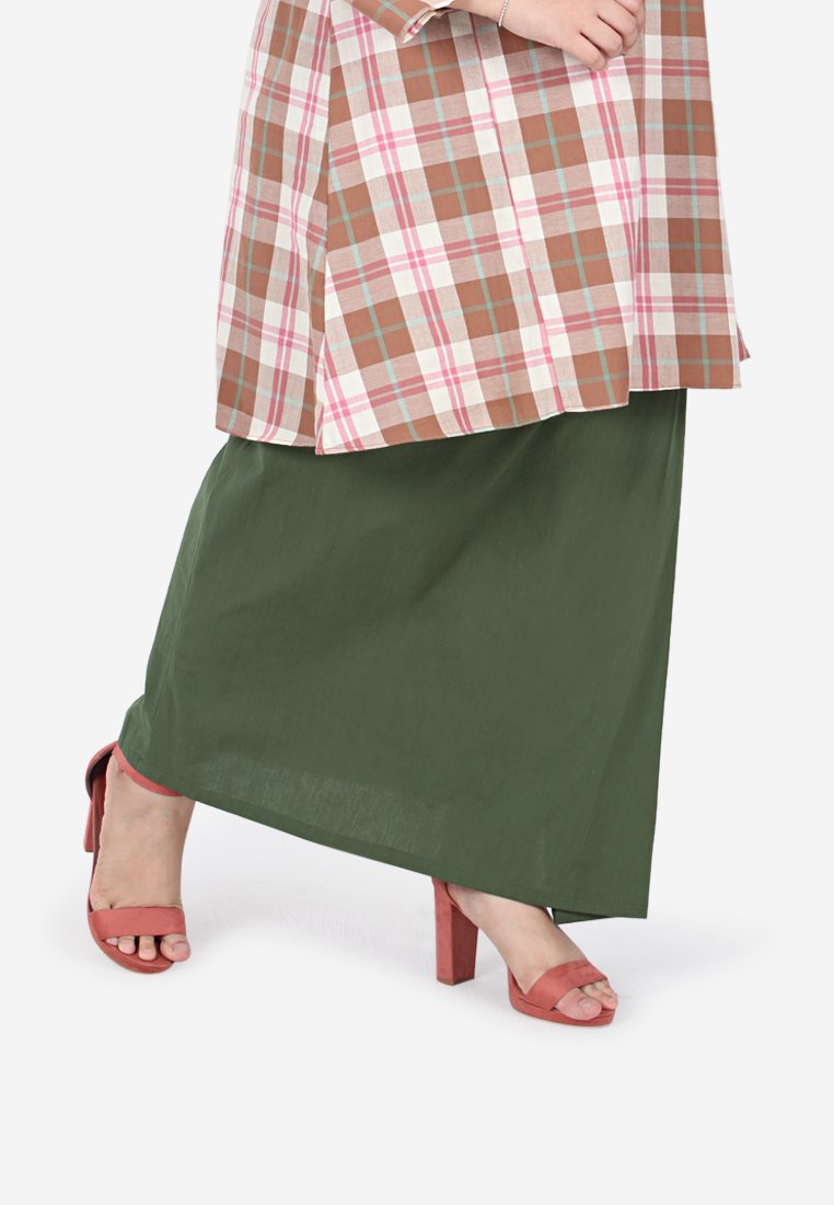 Semya OOTB Collection Plain Long Skirt - Green