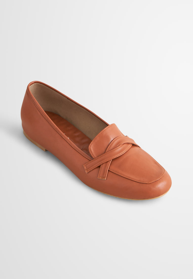 Louisa Classic Soft Loafers - Brown