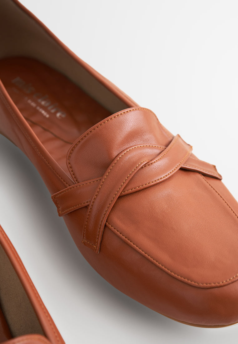 Louisa Classic Soft Loafers - Brown